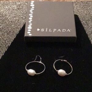 Silpada sterling Silver and White Pearl Earrings.
